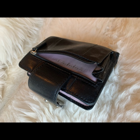 Coach Black Leather Handbag and Wallet Combo - Picture 9 of 10